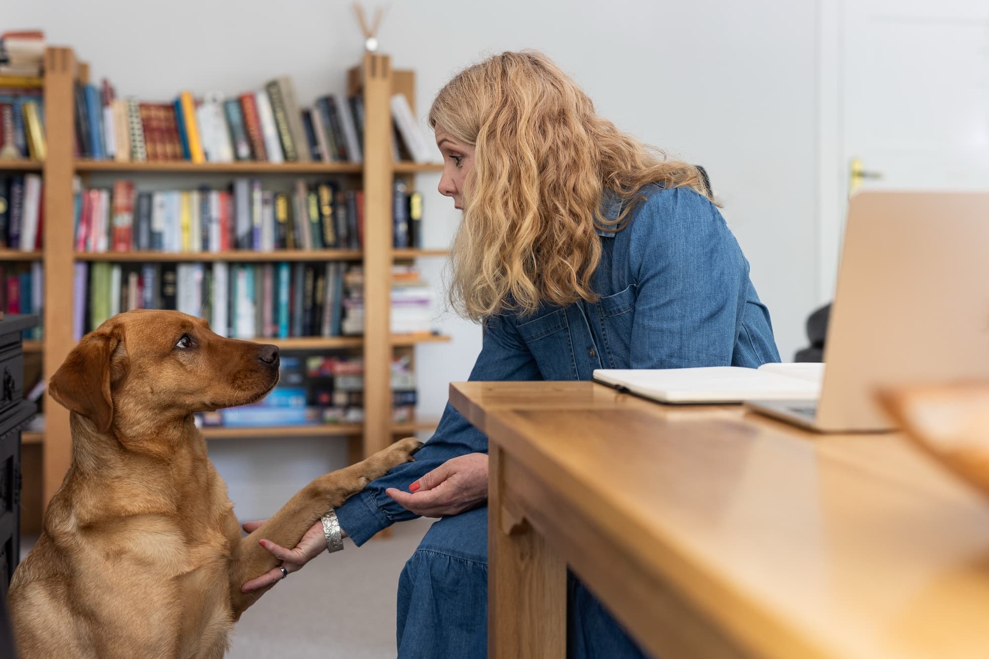 Emma Gordon with her dog in the garden